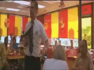 Un día de furia en la hamburguesería