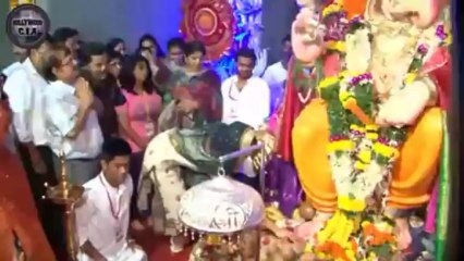 Priyanka Chopra performs Aarti at Andhericha Raja Ganesh Darshan