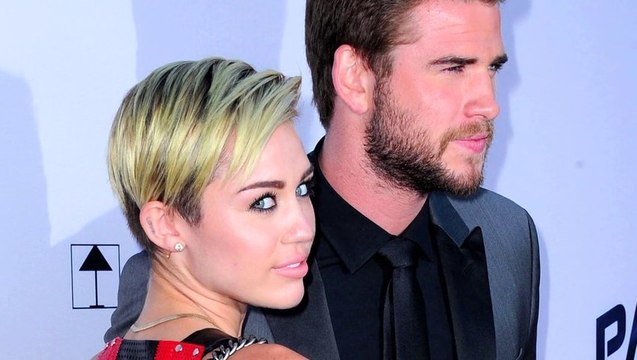 Liam Hemsworth Break Up Party In Las Vegas - Liam Hemsworth Cuddles Singer Eiza Gonzalez