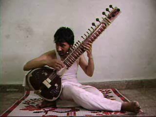 Raag Kaunsi Kanada (Alap, Jod, Jhala) recorded on 14.10.2007