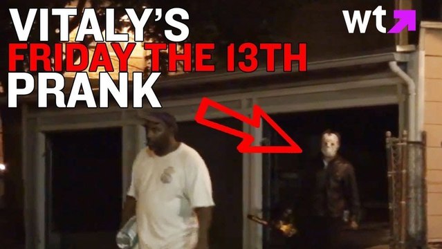 Il attaque des passants à la tronçonneuse déguisé en tueur de Vendredi 13 !