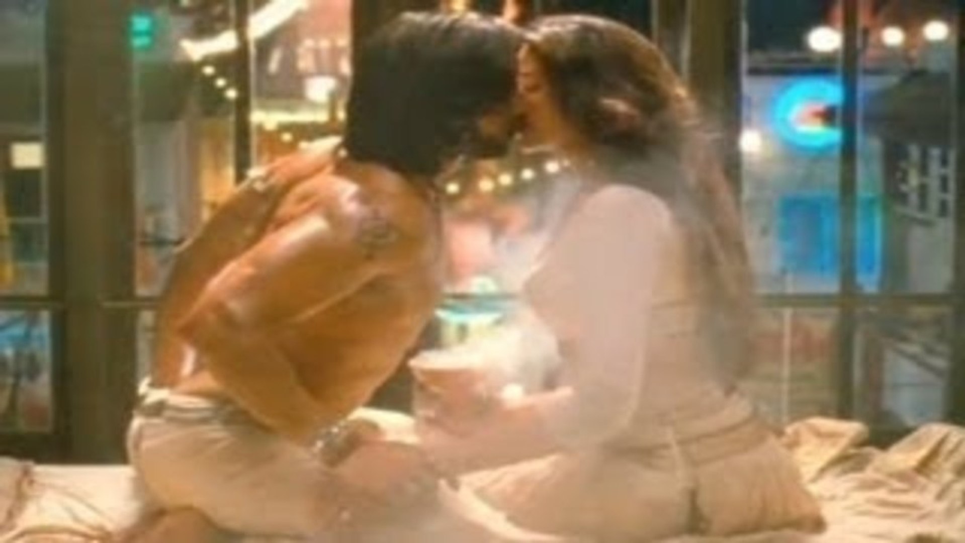 1919px x 1080px - Ram Leela | Deepika Padukone & Ranveer Singh Hot Scene - video Dailymotion
