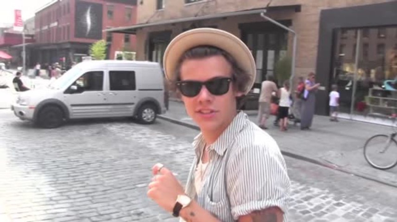 Harry Styles Supports Cara Delevingne But Insists She's Not His Girl