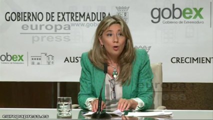 GobEx recurre el "recorte" de primas a renovables