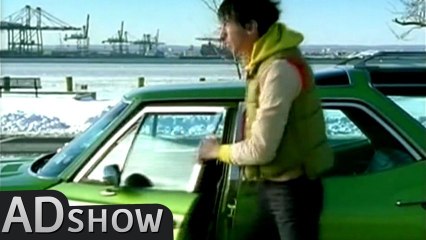 Epic car alarm dance