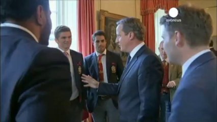 Tuilagi says sorry to Cameron over "bunny ears" gesture