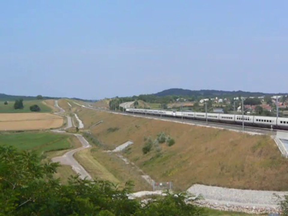 Rames de la RENFE, AVE 22 et 24 en essais sur la LGV RR.