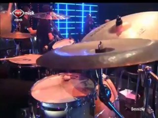 Cengiz Kurtoğlu ( Sessizce TRT 17 Eylül 4/4 )