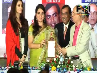 Aishwarya Rai Bachchan At The Giants Awards