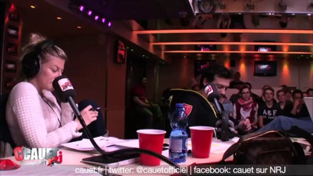 Julie s'embrouille avec Maïté au Super Jeu - C'Cauet sur NRJ