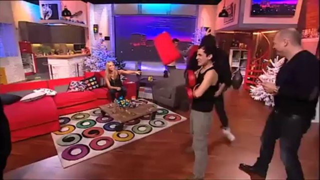 Pascal le grand frère VS Chartier - Bienvenue Chez Cauet