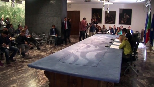 Caldoro - Il grande progetto scuola della Campania (17.09.13)