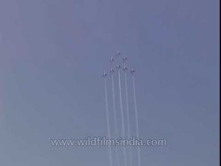 Incredible view of French fighter jets
