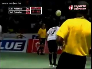 Brazilian indoor soccer Falcao scored impossible goal