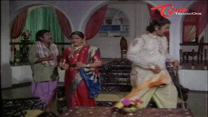Comedy Scene Between House Servant & His Master