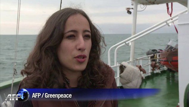 Greenpeace escalade une plateforme de Gazprom dans l'Arctique