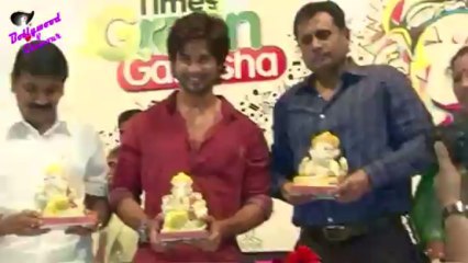 Shahid Kapoor at the launch of Times Green Ganesha at college