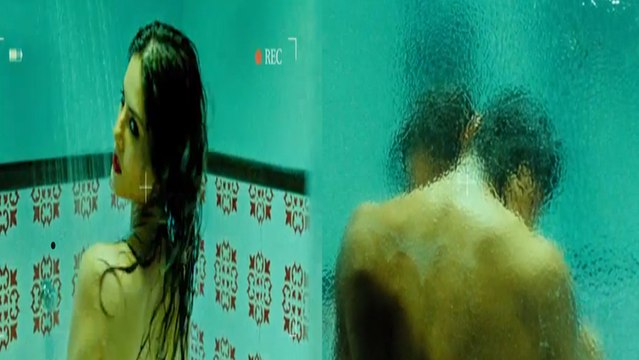 Sunny Leone Super Hot Bathing Scene - Ragini MMS 2