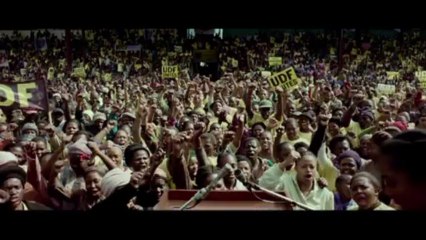 Lançado filme baseado em autobiografia de Mandela