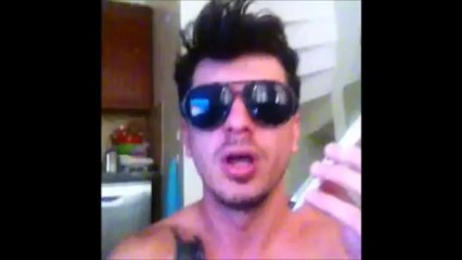 Hakan Hepcan gülmek garanti xd :D