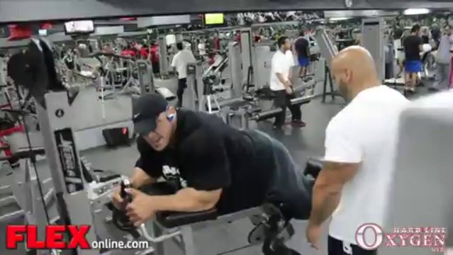 IFBB Pro Mamdouh Elssbiay - LEGS WORKOUT 2013