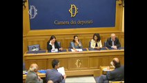 Roma - Acqua bene comune - Conferenza stampa di Federica Daga (18.09.13)