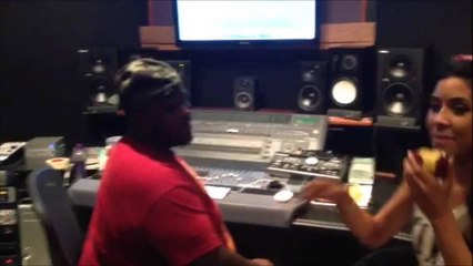 THE GLITTER DIARIES: EPISODE 5 "JUSTIN BIEBER VOCAL STUDIO"