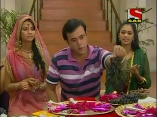 YouTube - Mugdha as Arti scene-58