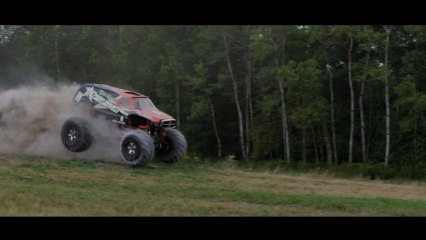 Bad Habit Monster Truck sets a new world record, jumps 237-ft, 6-inches