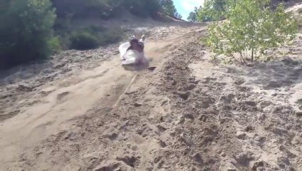 Descente d'une dune de sable : gros FAIL!!