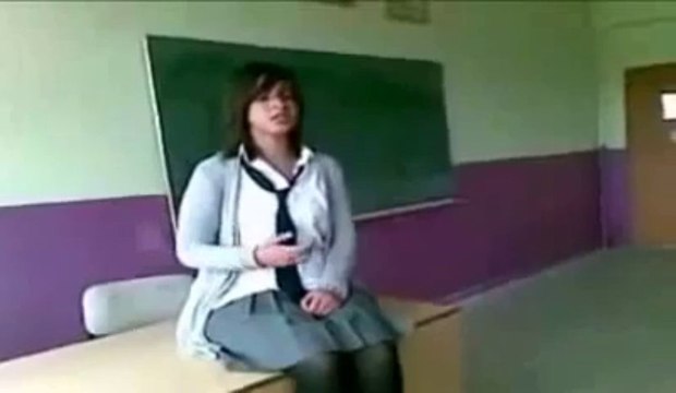 Kürt kızı Aylin Demir Cizira Botan
