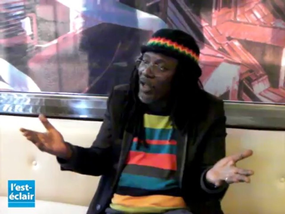 Le chanteur de reggae Alpha Blondy se dévoile