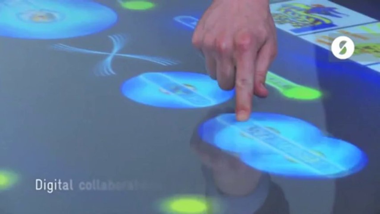 Table tactile Strukt