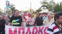 Milhares de gregos protestam contra fascismo