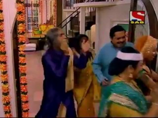 YouTube - Mugdha as Arti Scene -138