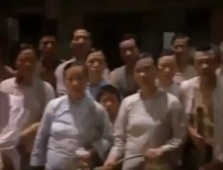 Ölmek İsteyen Öne Çıksın!