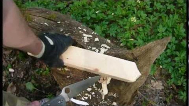 Тест по дереву Spyderco Endura 4 (VG-10)