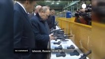 Vladimir Putin visits a Kalashnikov company - no comment