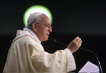 François se démarque de Benoit XVI