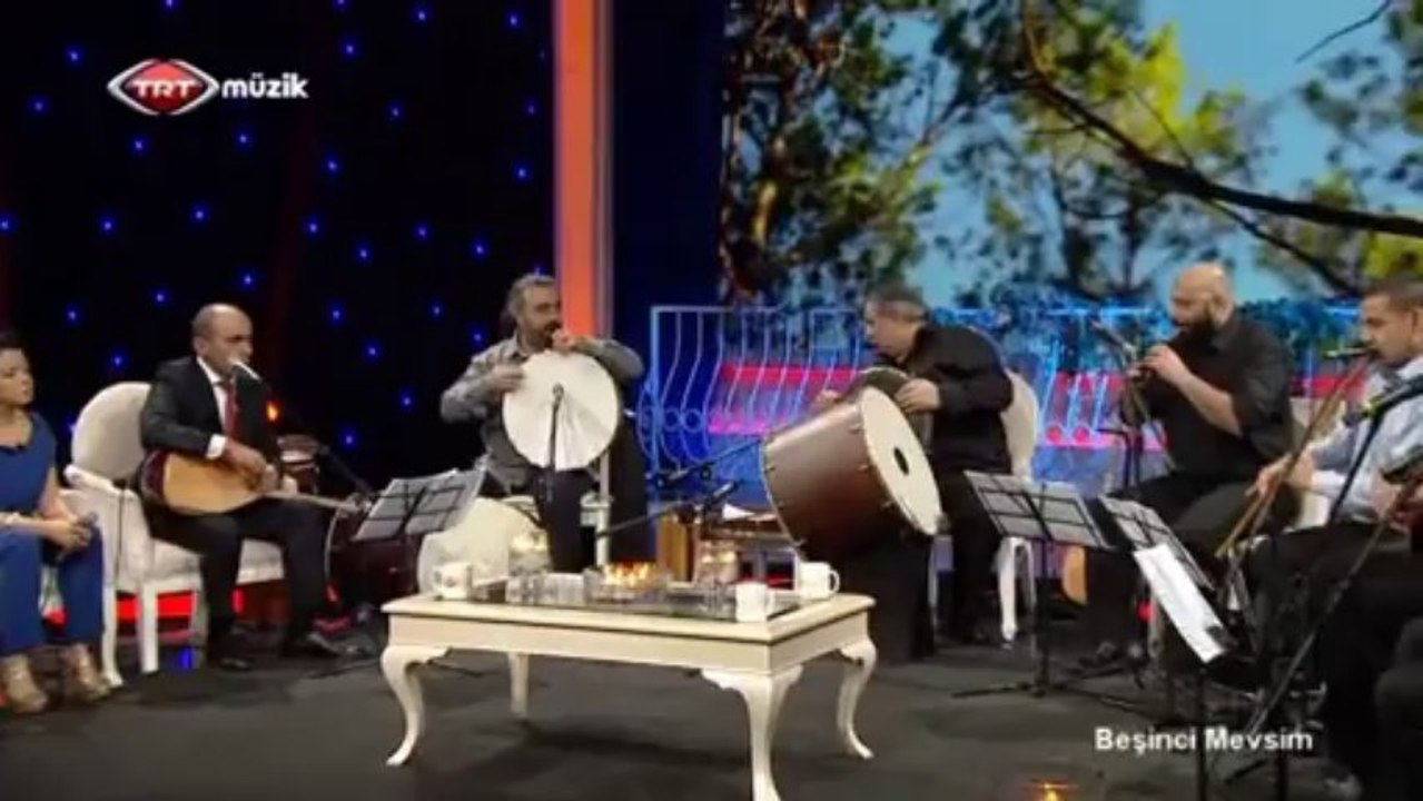 02 münevver özdemir ayağında kundura 15.09.2013 beşinci mevsim