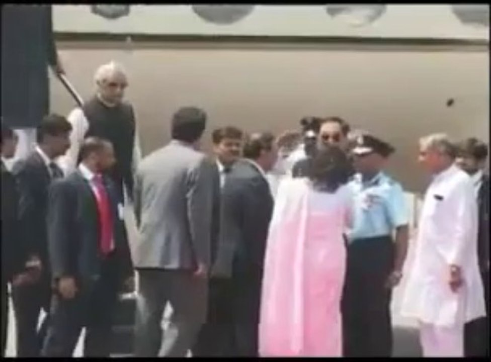 bilawal bhutto zardari with Pakistan President Asif Ali Zardari lands at Delhi airport