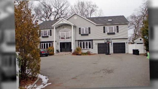 Dina Lohan's House May Be Foreclosed