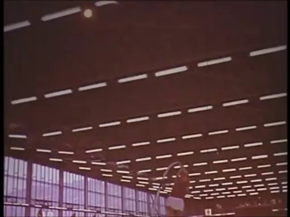Советская реклама - радиоприёмник Сокол 404