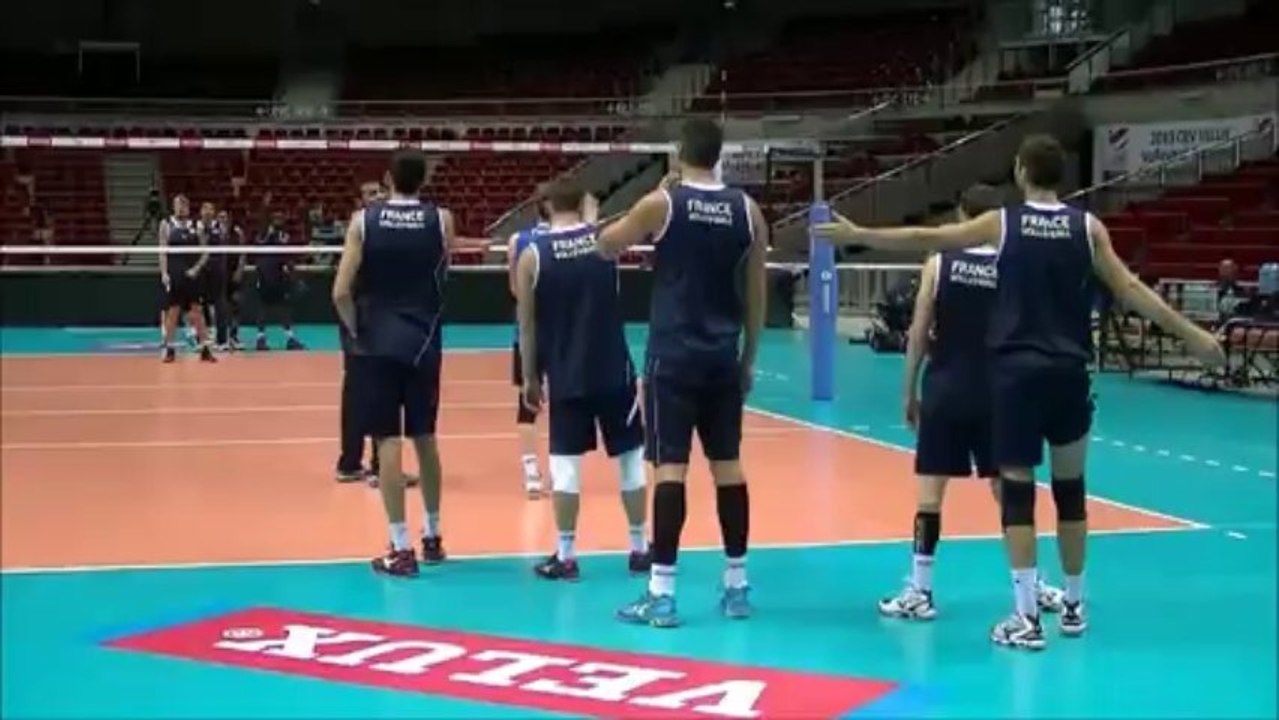 Les_Bleus_à_l_entraînement_CE2013