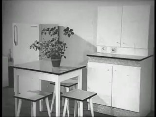 Советская реклама - холодильники и доставка