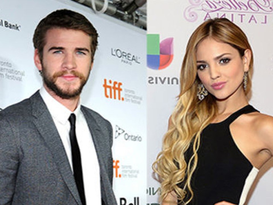 Liam Hemsworth and Eiza In LOVE