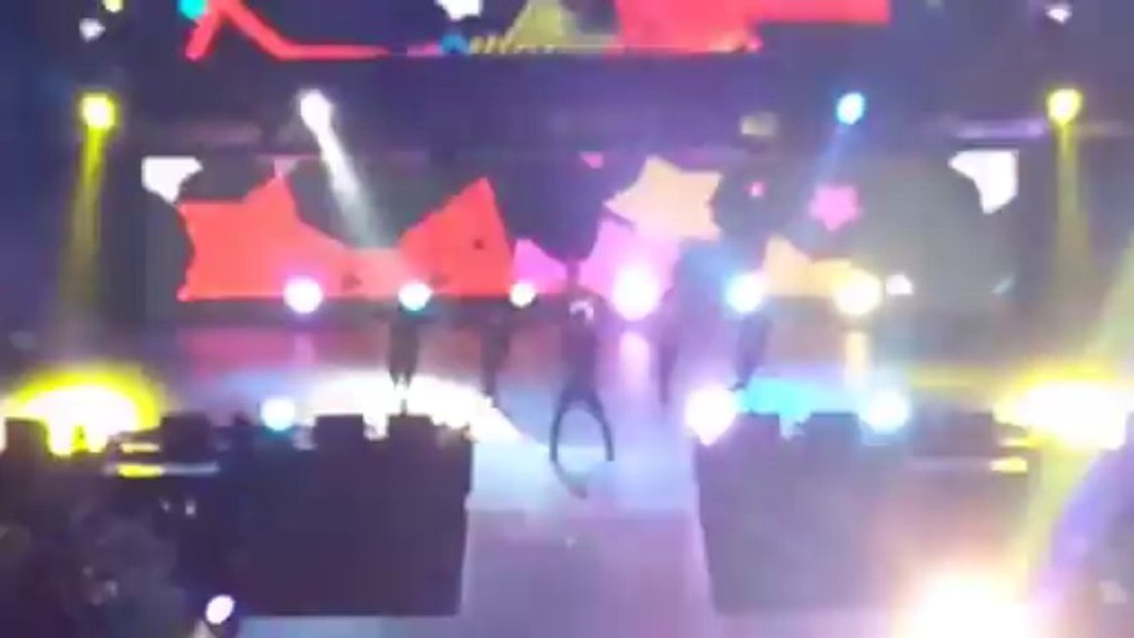 ▶ 130907 BEAST - Beautiful Night Music Bank in İstanbul