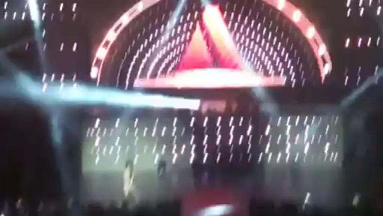 ▶ 130907 Ailee - U&I Music Bank in İstanbul