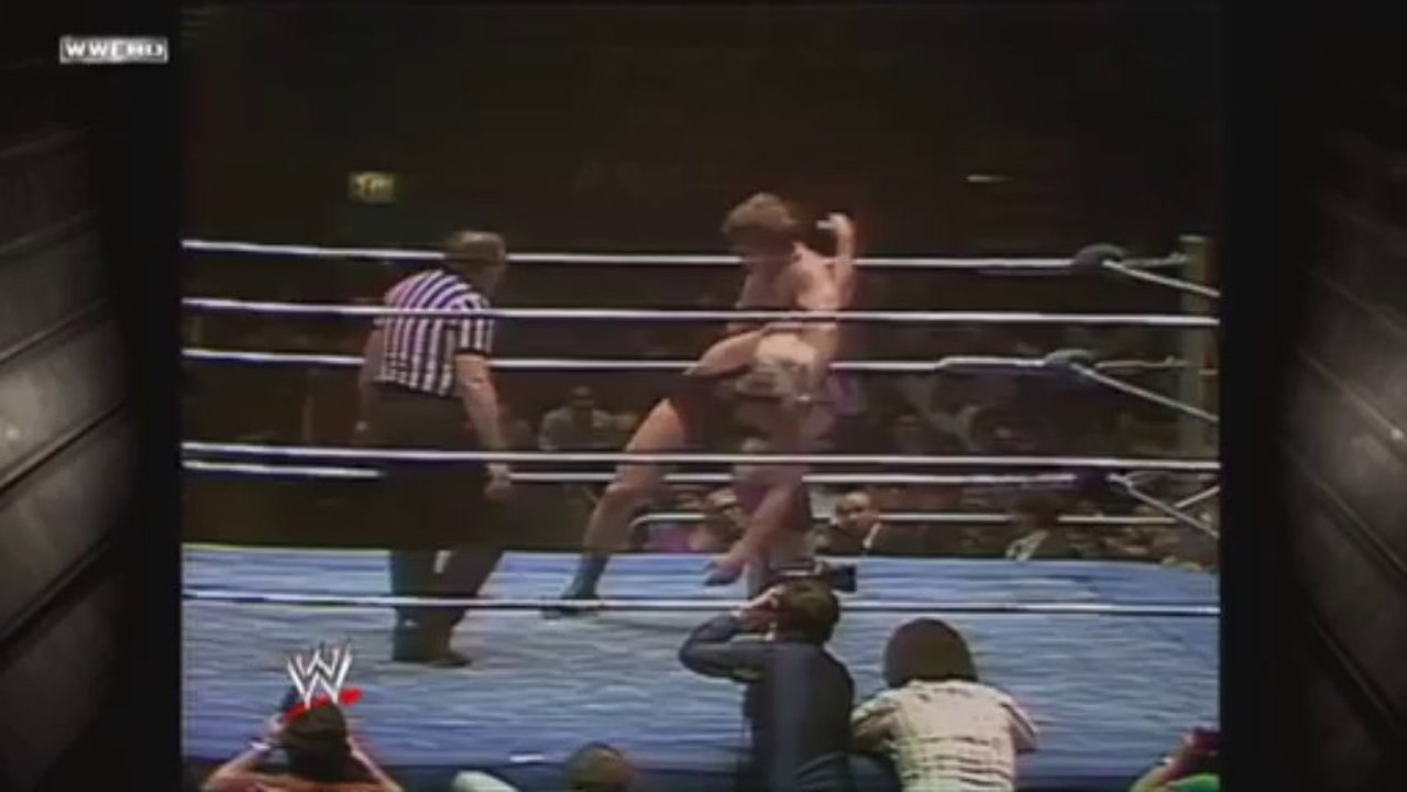 Uploaded by DesiTvForum.net 2013 WWE pt1-2