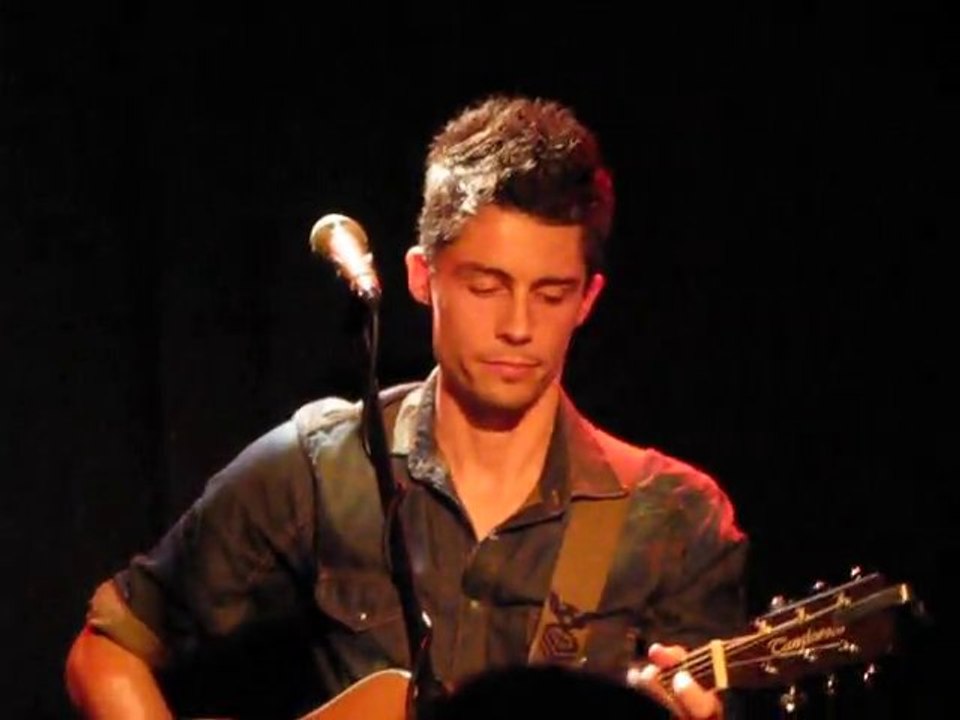 Arnaud Lilian chante Lily de Pierre Perret à A Thou Bout d'Chant le 22 septembre 2013